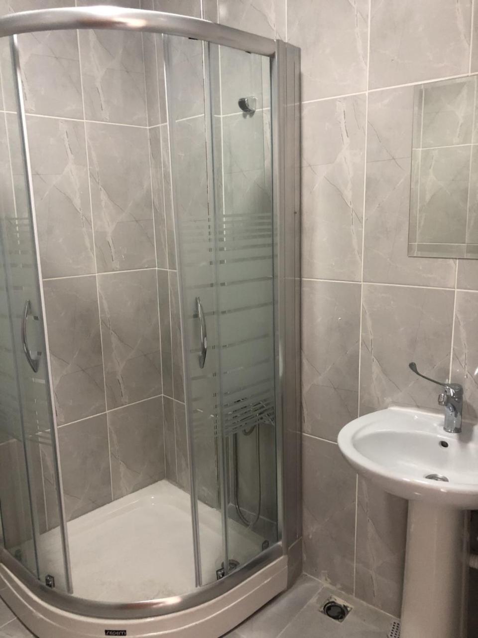Asim Ve Nurhan Kocabiyik Oegretmenevi Istanbul Ngoại thất bức ảnh